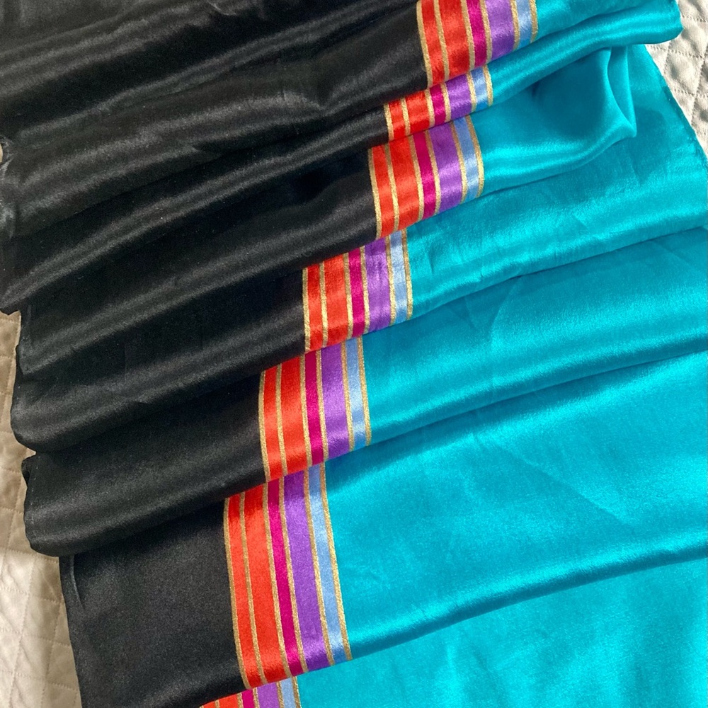 Oblong silk, STRIPED scarf. Signed.